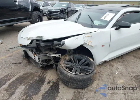 2017 Chevrolet Camaro 1Lt из США, поврежденный, VIN 1G1FB1RS6H0165392